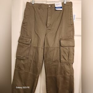 New Boys Old Navy Baggy Cargo 16